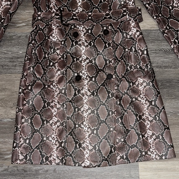 Aqua Snakeskin Print Pink & Black Faux-Leather Trench Coat - Size Large - Picture 4 of 10